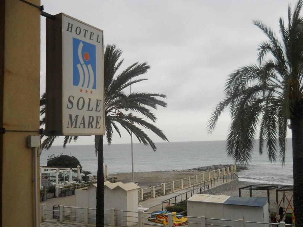 Hotel Solemare Albenga Buitenkant foto