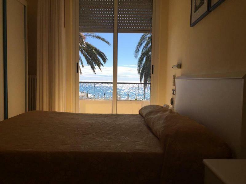 Hotel Solemare Albenga Buitenkant foto